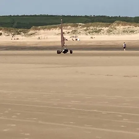 Maison 100M De La Plage Les Pieds Dans L'Eau Surtainville Exterior foto
