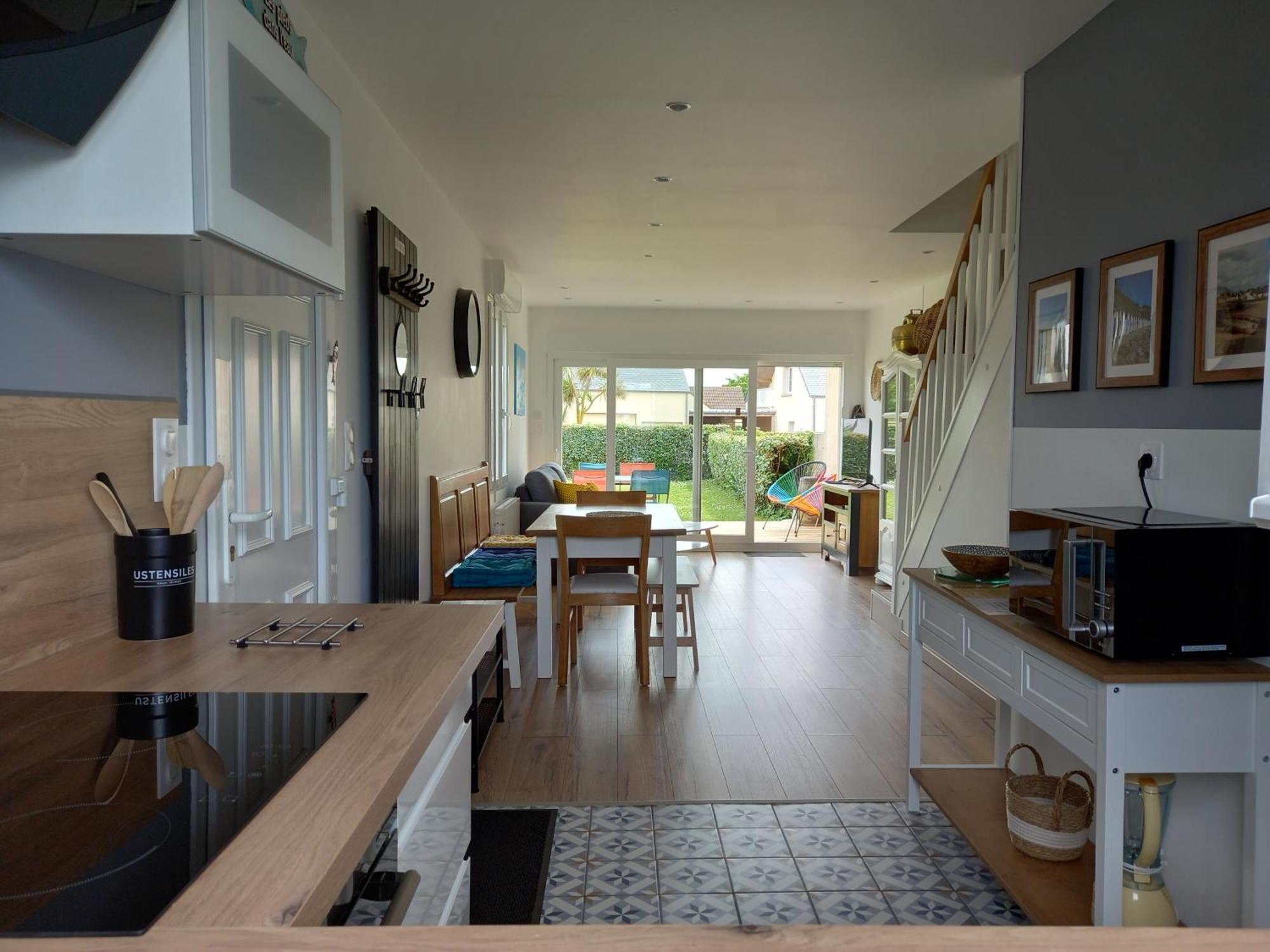 Casa vacanze Maison 100m De La Les Pieds Dans L'eau Surtainville